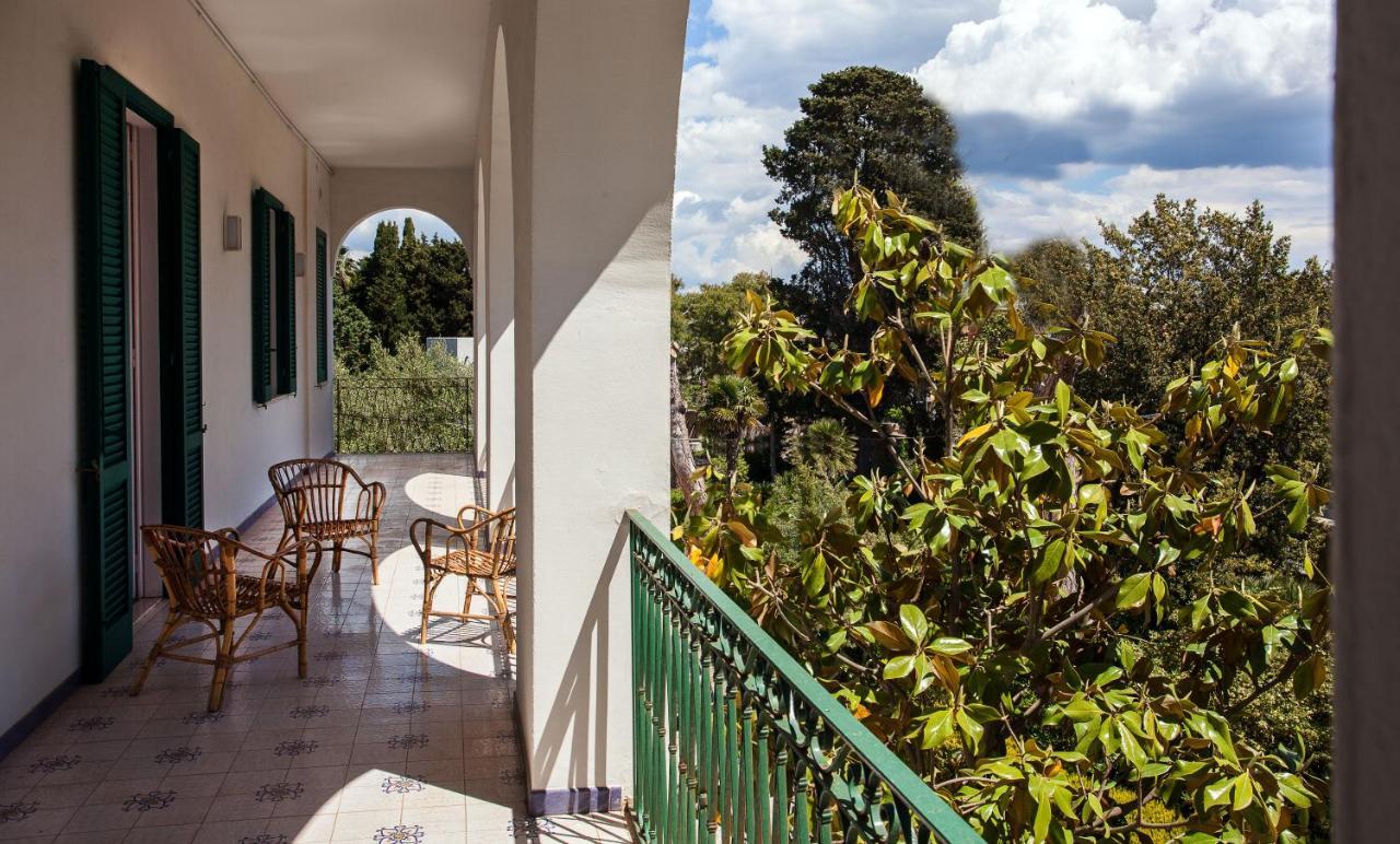 Villa Marta Taranto Esterno foto